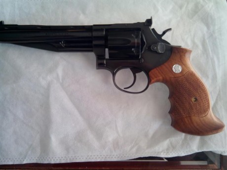 Si alguien tiene alguna yo busco una
   tlf 649 104 275  
saludos 82