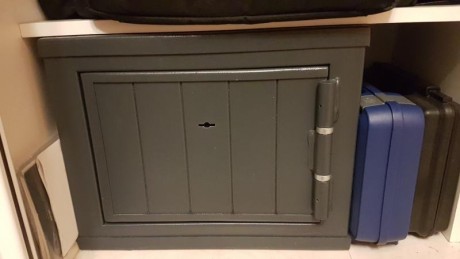 Hola Compañeros
Pongo a la venta el siguiente material, preferiblemente entrega en Sevilla o alrededores 00