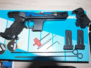 Hola, vendo mi Hammerli SP 20, por no usarla, ha tirado sólo las tiradas oficiales para renovación, y 02