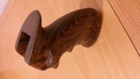 Impresionante cacha Steyr para Lp50, Lp10, Lp2 en versiones normales o compact.
Es artesania con un acabado 00