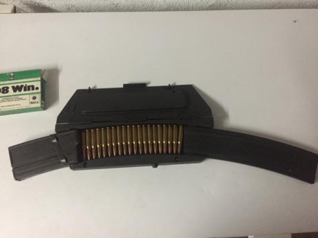 Maquina para llenar cargadores de cetme C, completamente nueva, perfecta, no se  ha usado nunca.
 Precio. 32