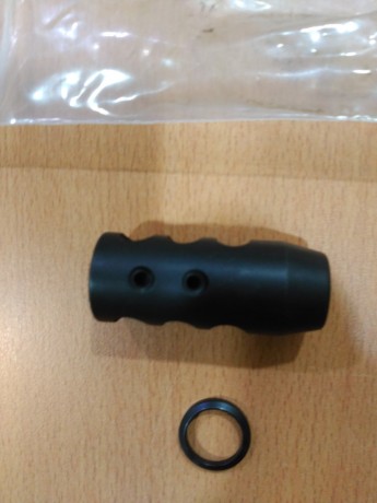 bocacha rifle para calibres del 243 al 308. En acero pavonado . Valederos para rosca 5/8 -24 UNEF. el 02