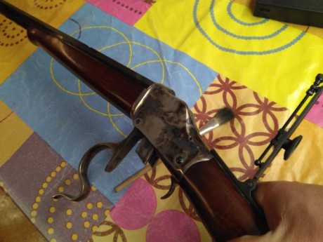Tengo este rifle en calibre 45colt, un Hege-Uberti falling block 1885 High Wall, Una pieza jodidamente 21