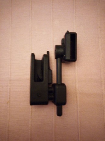 Hola a todos.

Vendo funda Sig Sauer de estracción rápida para IPSC. La funda esta en Pontevedra, se puede 00