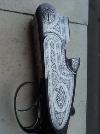 Vendo escopeta superpuesta Beretta SO2.
Escopeta de alta gama, con pletinas largas auténticas y grabados 02