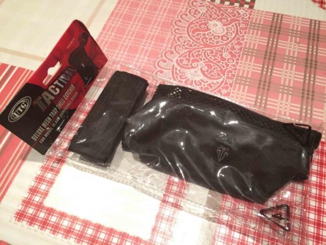 Oferta, nuevo a estrenar cazavainas  UTG Tactical, 20 euros
5 euros portes península, está en Barcelona 00