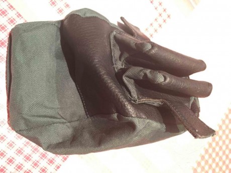 Vendido¡¡ Impecable, saquete para tiro CADWELL, 20 euros
5 euros portes península, está en Barcelona por 01