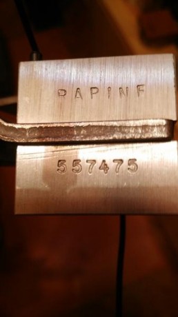 Hola.
Vendo turquesa R RAPINE 3.jpeg  RAPINE 2.jpeg  RAPINE 1.jpeg apine comprada por error.
Está nueva 10