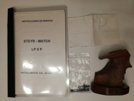 Hola a todos.
Vendo mí Steyr LP5, revisada y puesta a punto por Ibergrips a finales de agosto.
Maletín 01