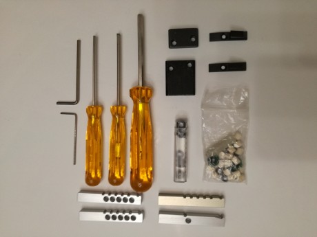 Hola a todos.
Vendo mí Steyr LP5, revisada y puesta a punto por Ibergrips a finales de agosto.
Maletín 00