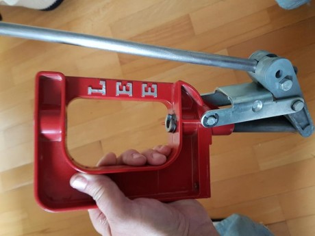 Vendo está sencilla máquina recarga
Precio 50eur en Madrid
Resto península 65eur
Tambien la cambio por 00