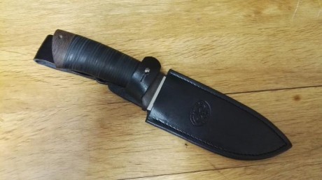 Nuevo, nuca usado, proviene de colección. Acepto cambios, preferiblemente cuchillo de caza, bushcraft, 00