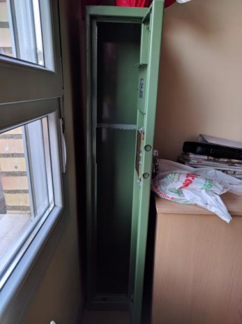 Hola

Vendo un armero homologado para tres armas largas. Normas 80-A-UNE-108-110 Las dimensiones son 130cm 00