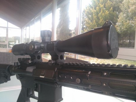 Se vende visor Bushnell Elite 6500 Tactical 4,5-30x50.  Lleva torretas tacticas, reticula mil-dot  y con 40