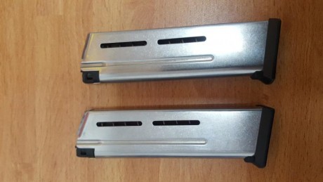 Vendo dos cargadores marca WILSON COMBAT calibre 9mm, para los modelos 1911 monohilera.
Vendo los dos 01