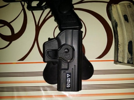 vendo esta maravillosa pistola de tokyo marui por dejar el airsoft la pistola tiene selector de tiro para 00