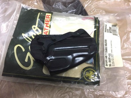 Oferta fundas arma corta sin uso:
1-Funda Galco P228/P229 se fija al cinturón y se sitúa por dentro pantalón, 00