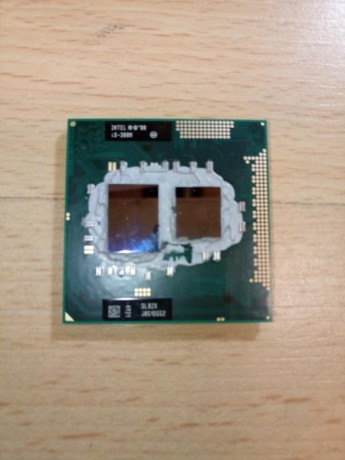 Vendo un procesador Intel  i3_330 de 1ª generación, mas dos simms 
de memoria ram de 2gb. cada una   1Rx8 01