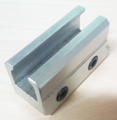 VENDO contrapeso para la pistola STAR FR sport, mecanizado en duraluminio, pesa 65 g.
Precio 20 euros
 01