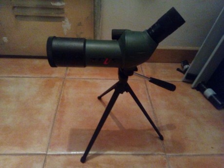 Hola, se vende telescopio zeus Arizona, tamaño compacto, con tripode y bolsa de transporte, perfecto para 00