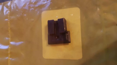 Se vende alza trasera S&W MP de las que traen actualmente el modelo.
Esta nueva sin usar y sin abrir.
También 02