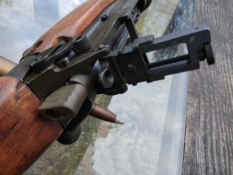 Excelente enfield de fabricación americana por Savage , cañón de dos estrías perfecto , alza micrométrica 10