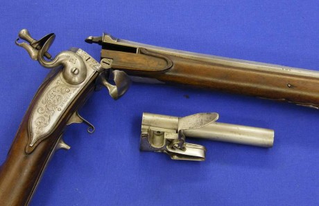 Cuando uno intenta aproximarse al estudio de las armas antiguas en España se encuentra con algunos tópicos 80