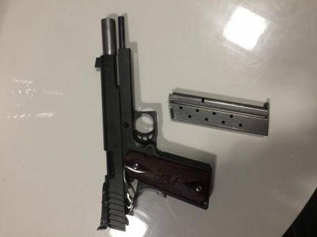 Se vende STI target master 9mm por 850€ (portes a cargo del comprador), se puede ver en Valencia.
Un saludo 11
