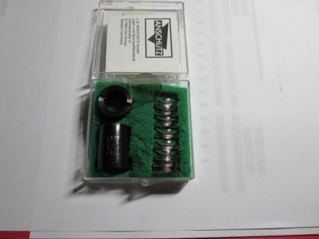 VENDIDOS, Gracias.


Buenas:
Vendo estos accesorios de Anstutz.
Tunel nivel 6540 nuevo sin estrenar.40€ 00