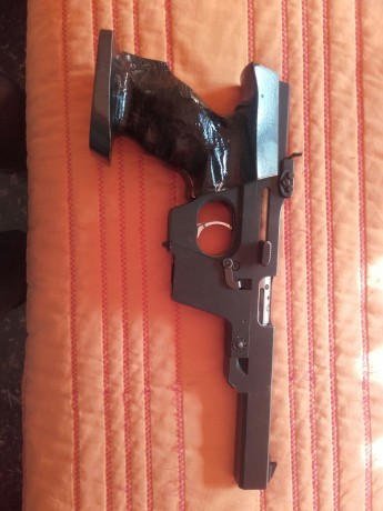 Al tema un amigo me pide que le ponga a la venta dos walter gsp del calibre 22 y 32 bien cuidadas con 00