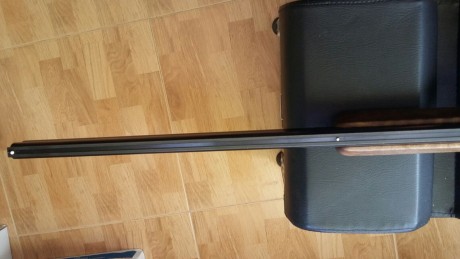 Un amigo me pasa esta escopeta que pone en venta. 
71 cm de cañon, 3 y 10 décimas
Recamaras 18,3 y el 00