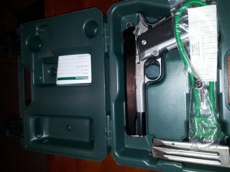 Vendo Para PTX single-action series
calibre 9mm 
ESTA NUEVA como viene de fábrica con 2 cargadores de 00