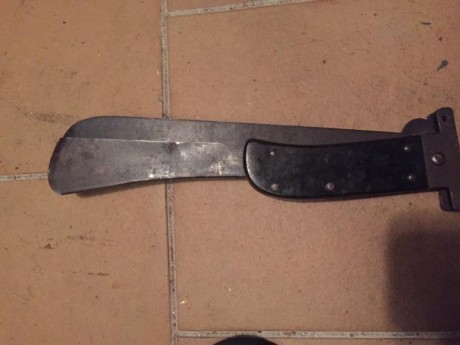 en venta en madrid:
Cuchillo Villegas,  sin uso  35e
Machete plegable 2GM USA, fabricado por Cattargus, 00