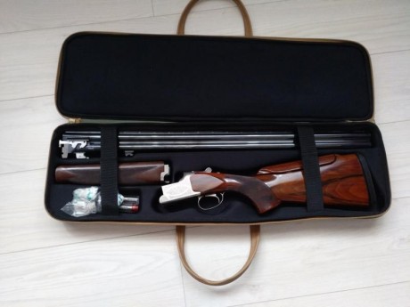 Escopeta superpuesta MIROKU MK 70 Sporting calibre 12  cañones de 76 cm, con chokes intercambiables, culata 02