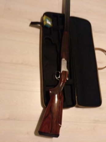Escopeta superpuesta MIROKU MK 70 Sporting calibre 12  cañones de 76 cm, con chokes intercambiables, culata 01