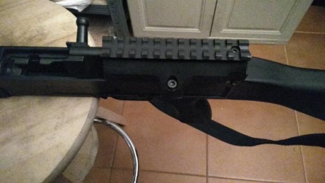 Vendo montura para visor para un VZ58.

Se instala  sustituyendo la tapa superior del arma. Perfecta.

Se 02