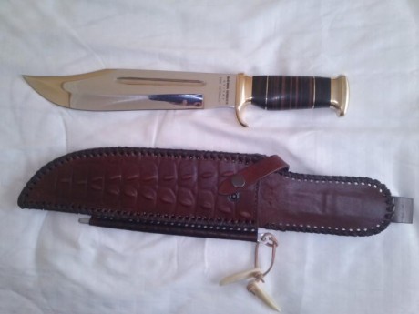 Hola a todos, que cuchillo de remate me recomendais, u os parece mejor,me gustaria que fuera resistente 80
