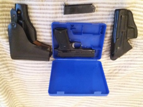 Vendo pistola de defensa Astra A-70 cal.9parabellum, muy compacta y portable, a su vez muy precisa y dispara 01