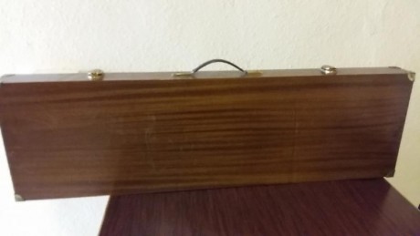 Vendo por no usar. 
Hecha a mano especificamente para transportar una ruger 10/22. Tiene algun roze por 00