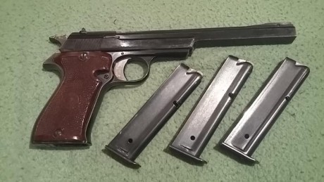 Vendo pistola Star FR Sport.
Cal.22.
Funciona perfectamente.
125€. Envio incluido.
Con tres cargadores 01