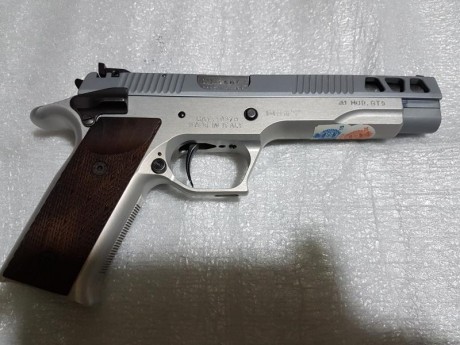 Vendo Pardini GT9 6 Pulgadas, la pistola está impoluta y funciona a la perfeccion. Muy cuidada.
900 euros. 02