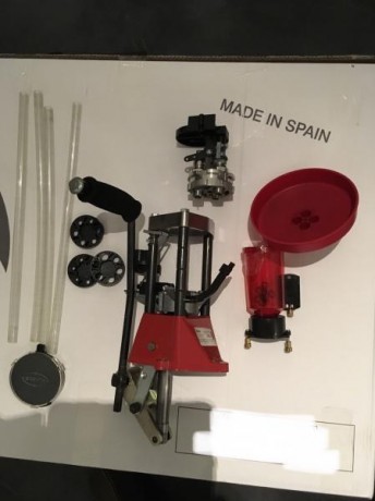 Pues como dice el titulo vendo una prensa Lee pro 1000 en perfecto estado. Tiene papeles de homologación 00