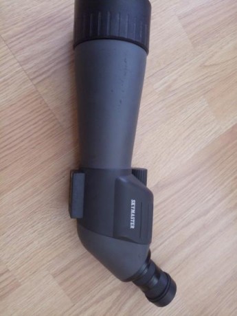 Visor acodado SKYMASTER,  20-50x70.

125 con envío por ASM. 01