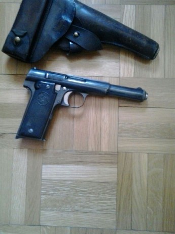 Un amigo, por jubilación, vende pistola Astra 400, perfectamente conservada, está guiada en A, pero puede 00
