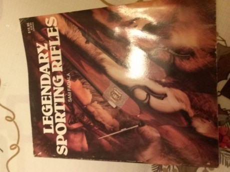 Hola a todos:
Os anuncio la venta de varios libros sobre nuestra afición.
Diccionario  Ilustrado de Artillería, 01