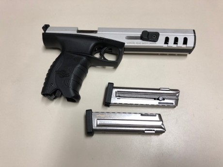 Hola!!!

SOLO QUEDA LA SP22 M2. SE ACEPTAN CAMBIOS

Walther SP22m2 con maletín y con dos cargadores. Precio 60