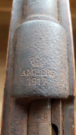 Hola buenas. Un amiguete a encontrado un arma en una cabaña. Seguramente perteneciente a la guerra civil. 00