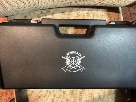 Pistola de competición Gamo compact, sin apenas uso excelente estado, se incluye caja porta armas.
VENDIDA 02
