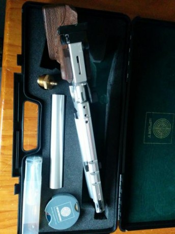 VENDO Steyr LP10 mecánica: Soy el primer dueño, es la utilizada por los deportistas de élite, es de disparador 01