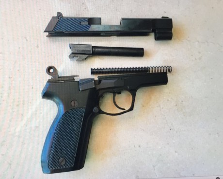 Arma un poco especial, se ven pocas.

Está en estado excelente, tres cargadores. el arma está en Madrid.

450 02